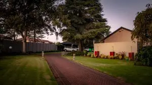 Diamond Rose Guest House - Entrance